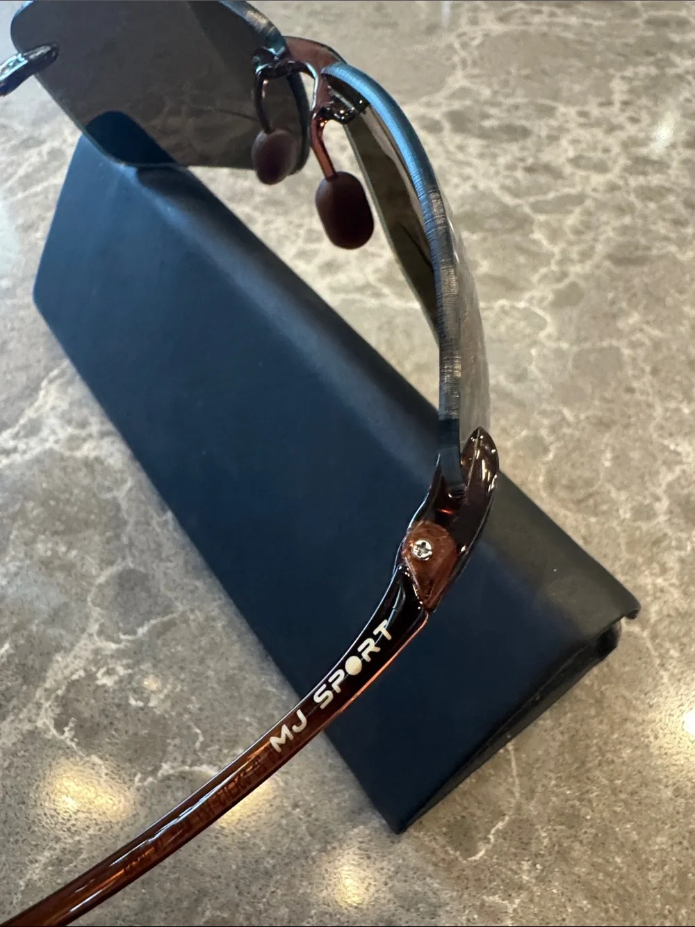 Maui Jim Lighthouse Rimless Sunglasses with x2.5 reader Lenses - Picture 8 of 11